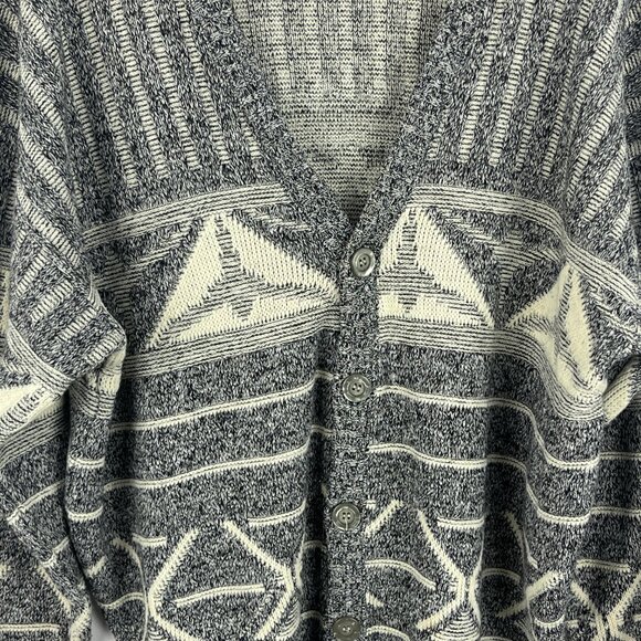 Porto Bello Sweater Cardigan Size M Gray Long Sleeve Cable Knit V Neck Acrylic - Picture 3 of 9